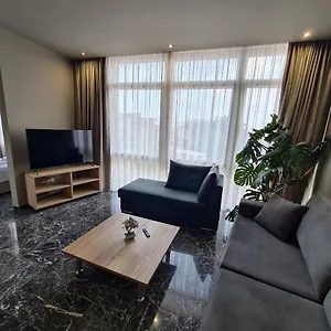 Ladadika 5th Floor Apartment Thessaloniki