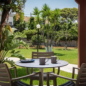 Ariadni Apartment Karteros