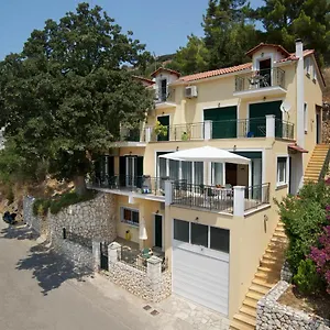 Faos Luxury Apartment Agia Efimia